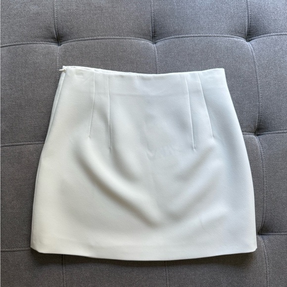 Zara White Mini Skirt - Picture 3 of 3